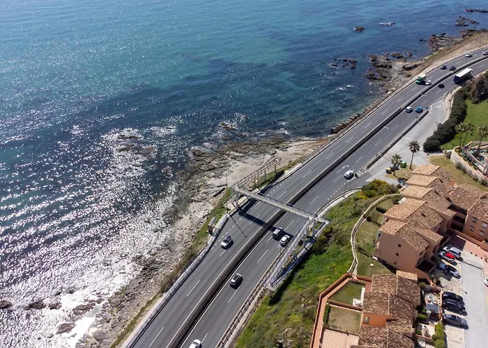 شقة فندقية Casa Ventura Charming Beachside In El Faro 3*